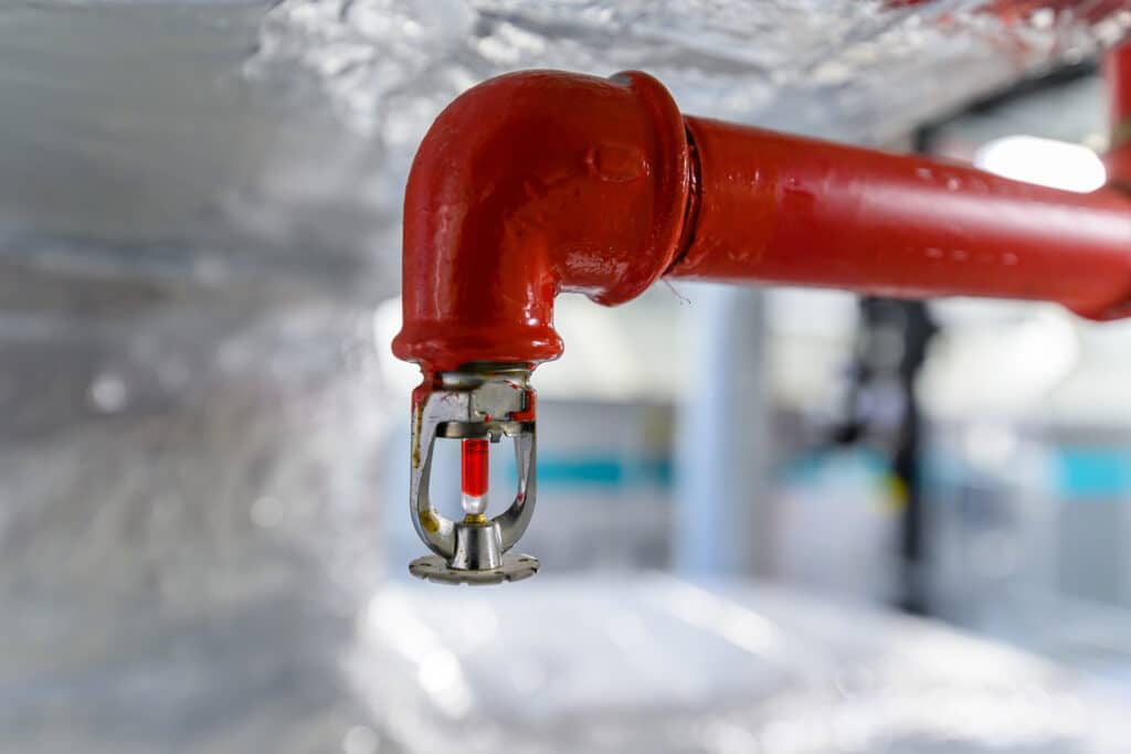 Inlet Mechanical technician providing Industrial Plumbing Services in Florida