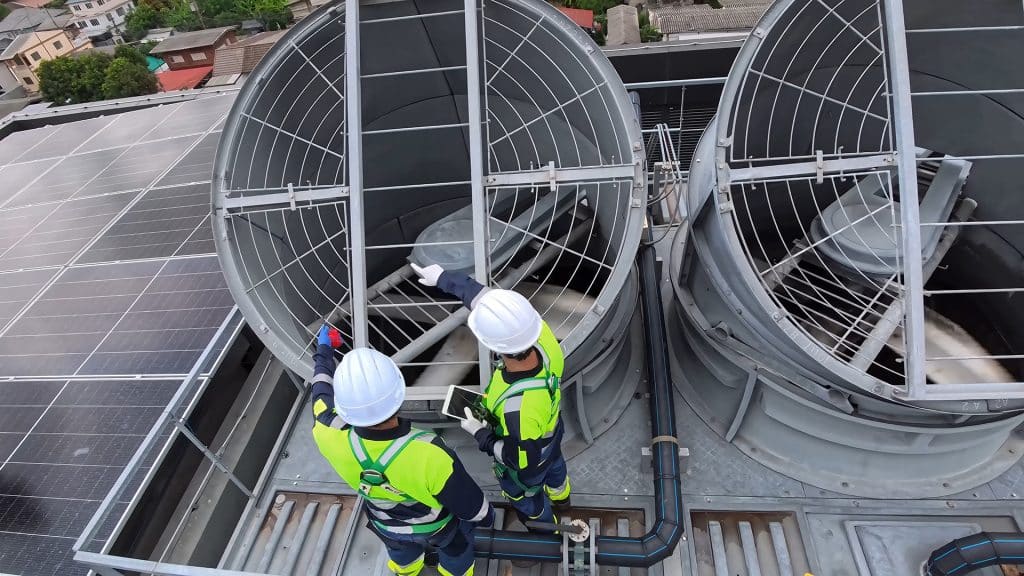 Inlet Mechanical technician providing Ac Failure Warning Signs in Melbourne, FL