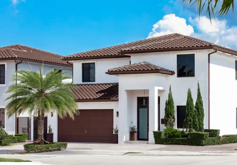 Shutterstock 2467412941