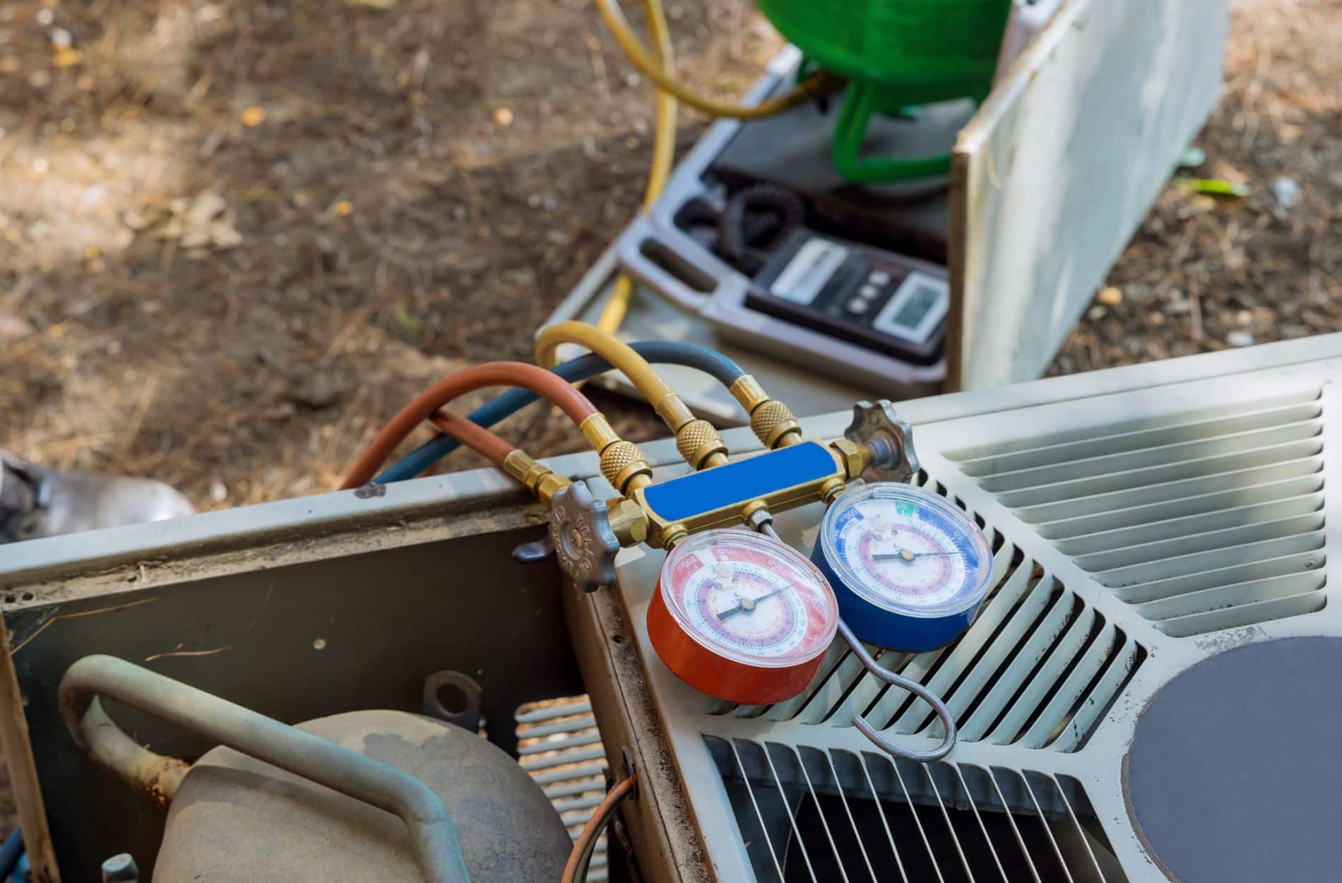 ac capacitor failure signs - hvac service in Melbourne FL