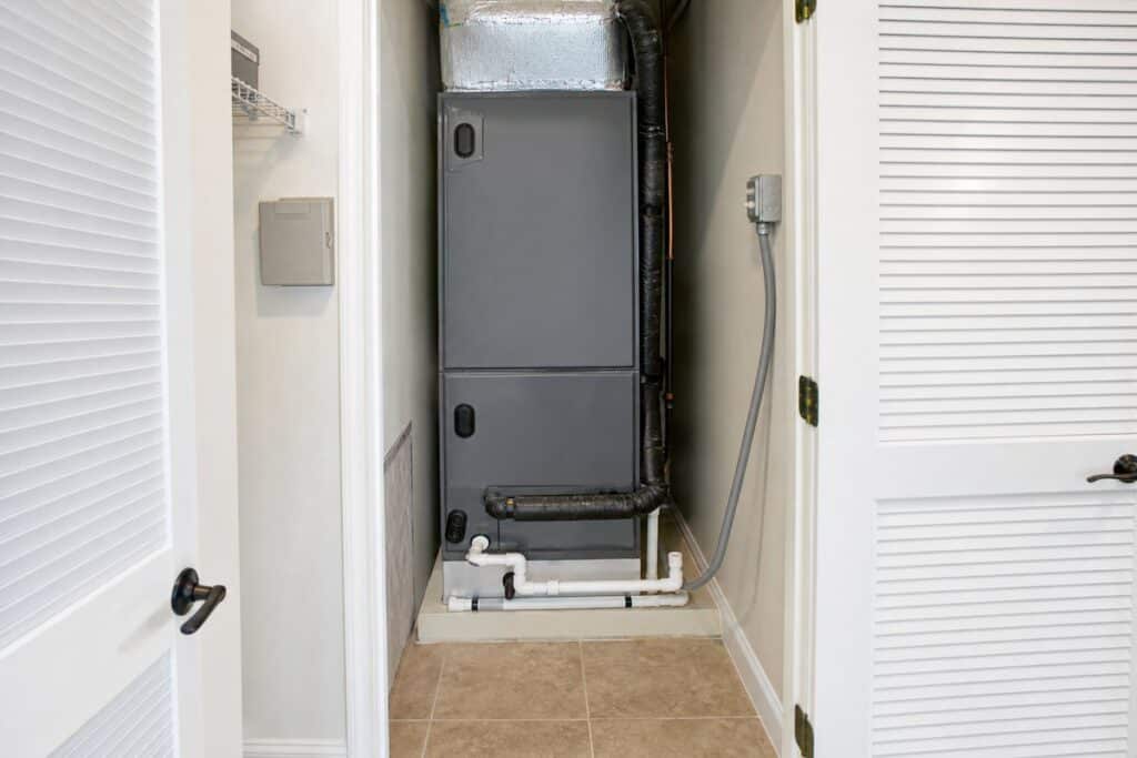 Air Handler Closet Clearance and Airflow in Palm Bay Homes