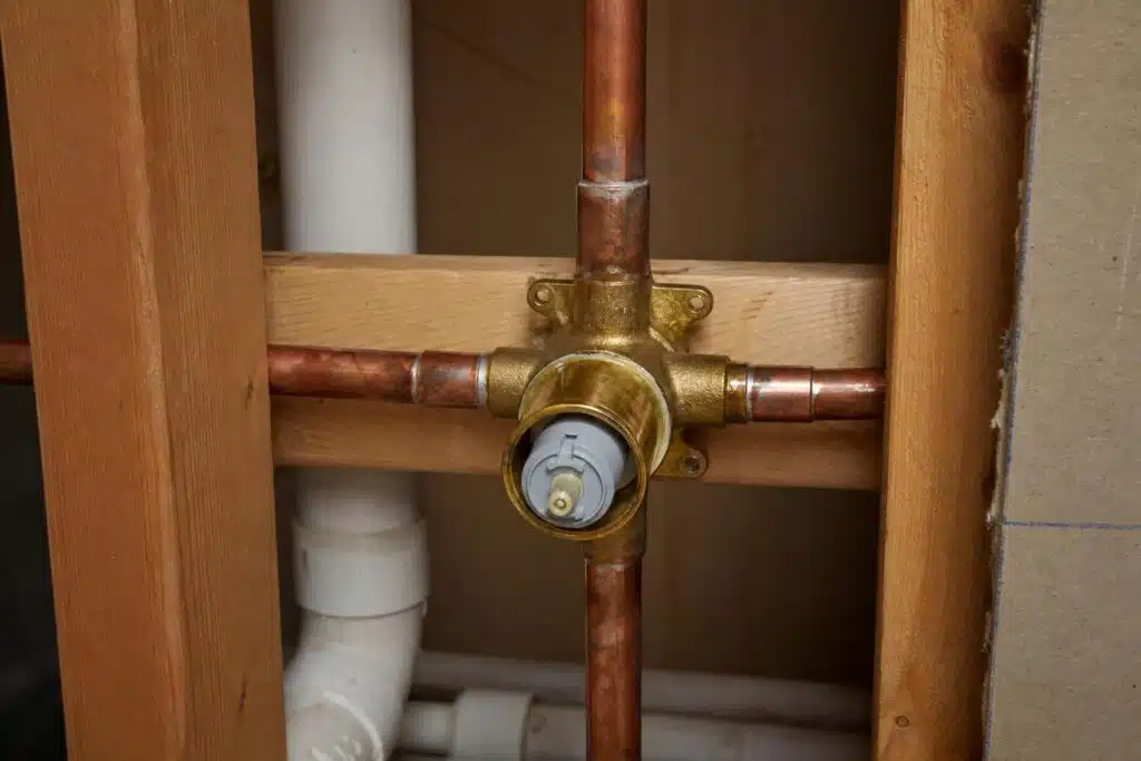 What a Pressure-Balancing Shower Valve Does in Florida Homes
