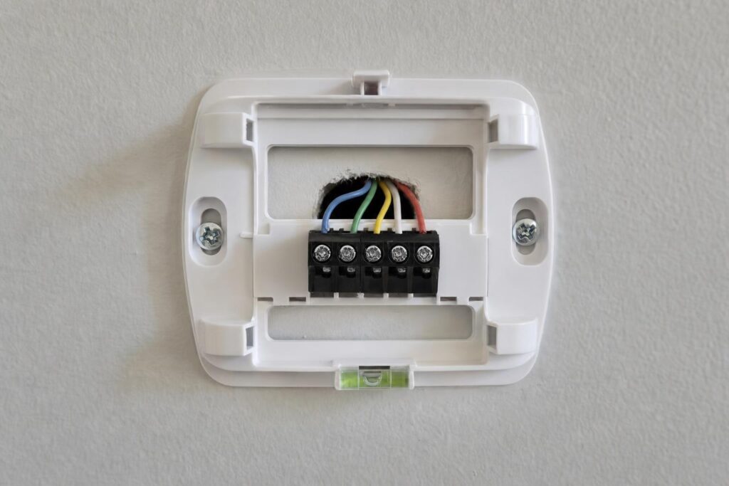 Thermostat C-Wire Problems: Why Smart Thermostats Lose Power